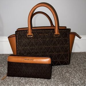 Michael Kors Black and Tan Satchel Set